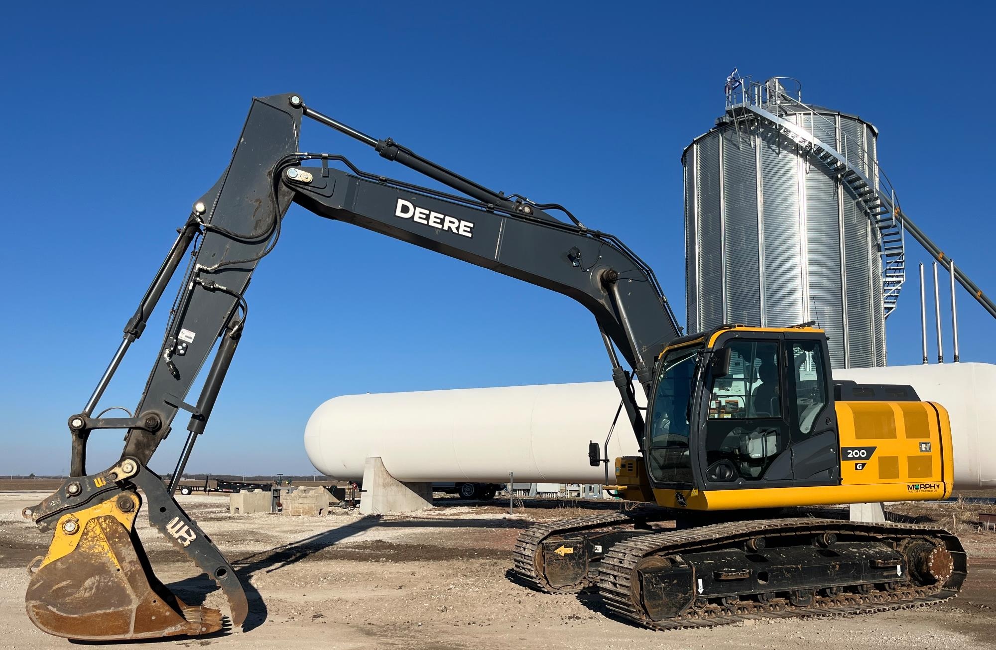 2023 John Deere 200G